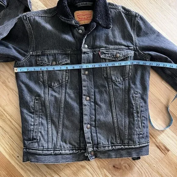 Levis relaxed fit‎ Trucker Sherpa Denim Jacket faded black Lined Small casual